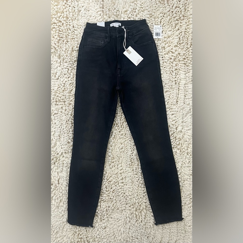 Good American Good Waist Crop Jeans Black Wash Distressed Hem Women's 00/24 NWT